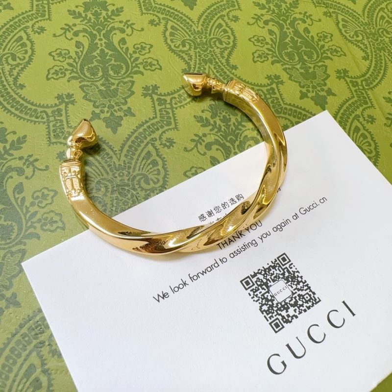 Gvc*1 bracelets
